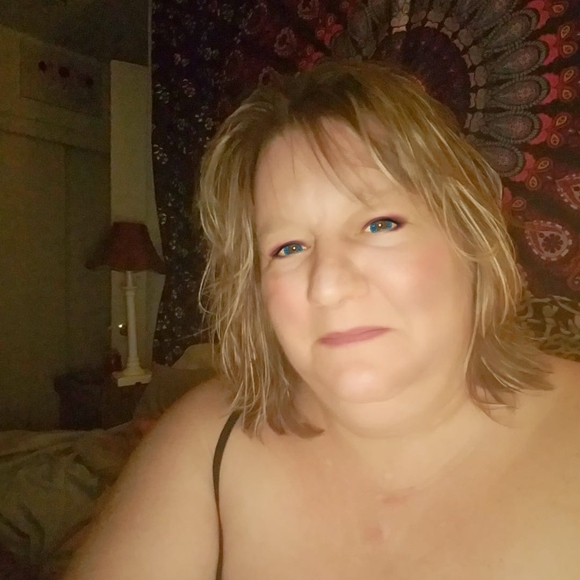 Meet your Posher, Stacey - Picture 1 of 1